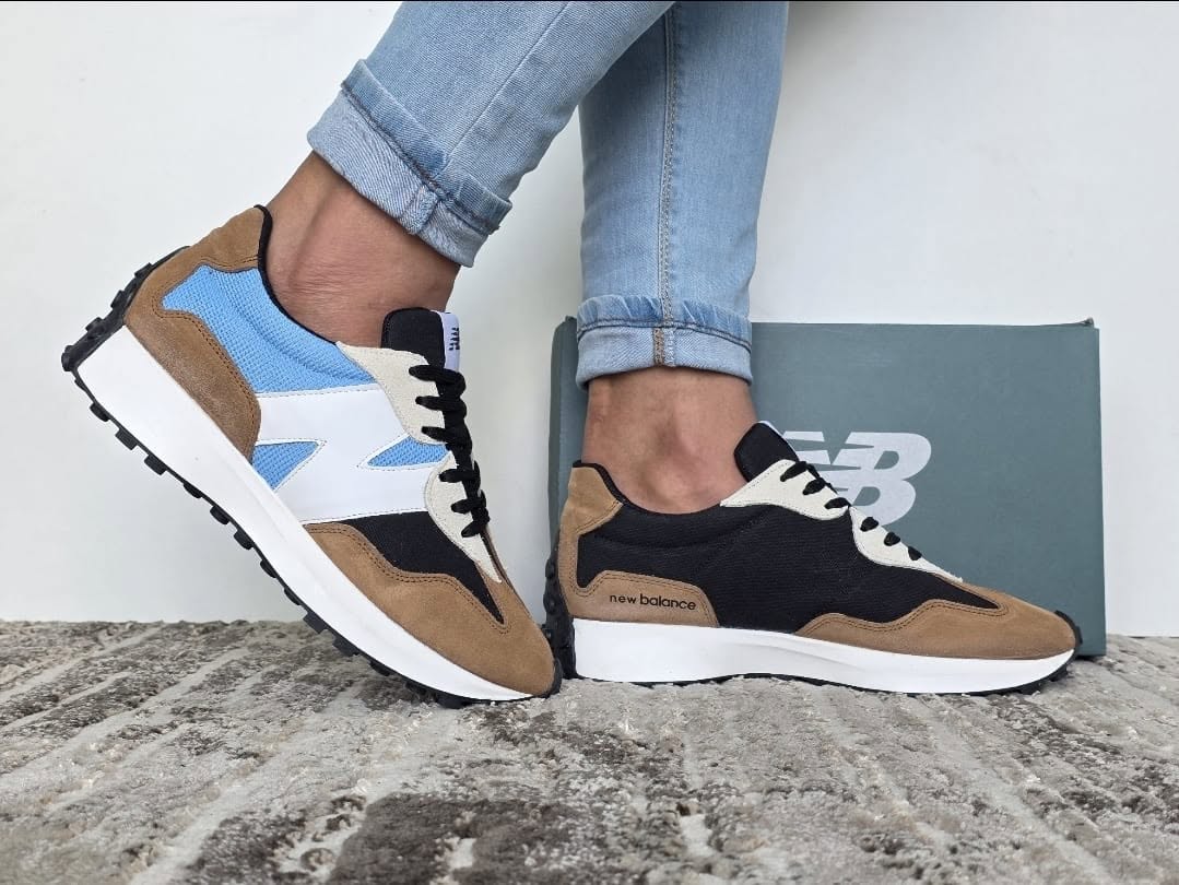 New Balance 327 – Camel, Preto & Azul Claro