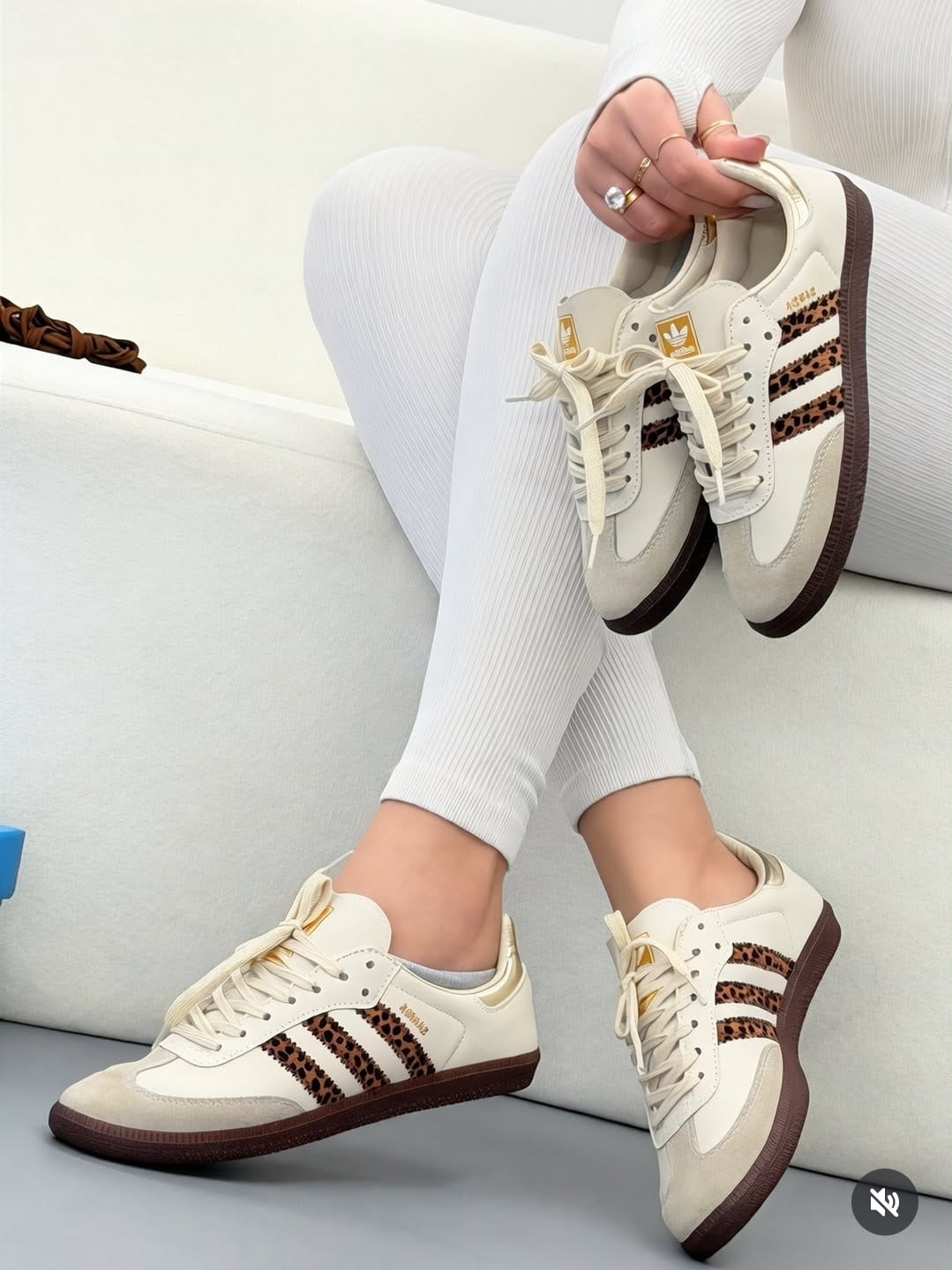 Adidas Samba – Creme & Castanho com Detalhes Leopardo